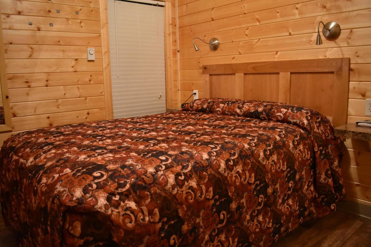 Tall Chief Camping Resort Cottage 1 Pleasant Hill Extérieur photo